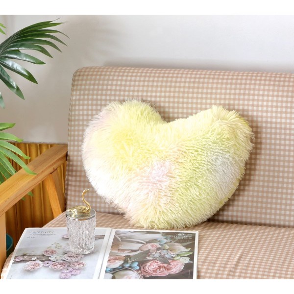 Perna Decorativa Pufoasa, Microfibra Plusata, Model Inima, Curcubeu, PDA-014