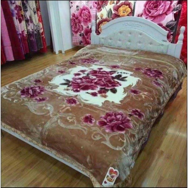 Patura Cocolino dubla si pufoasa perfecta pentru sezonul rece 200 x 230 cm, Crem, flori, PCM-008