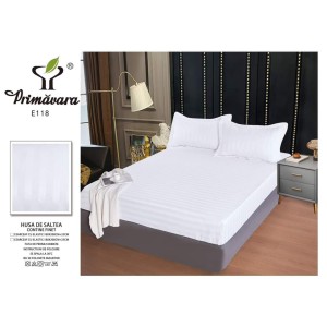 Set cearșaf cu elastic 160x200 cm din damasc finetat + 2 fețe de pernă–alb, LFD-005