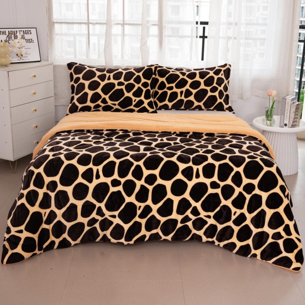Set Pilota Pufoasa Cocolino, 3 Piese, 200x230 cm, Maro-Crem, animal print, PDC-057