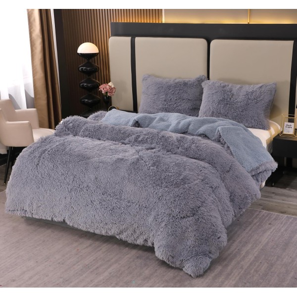 Pilota Fluffy cu Blăniță 200x230 cm + 2 fețe de pernă – Model Gri deschis, PF-031
