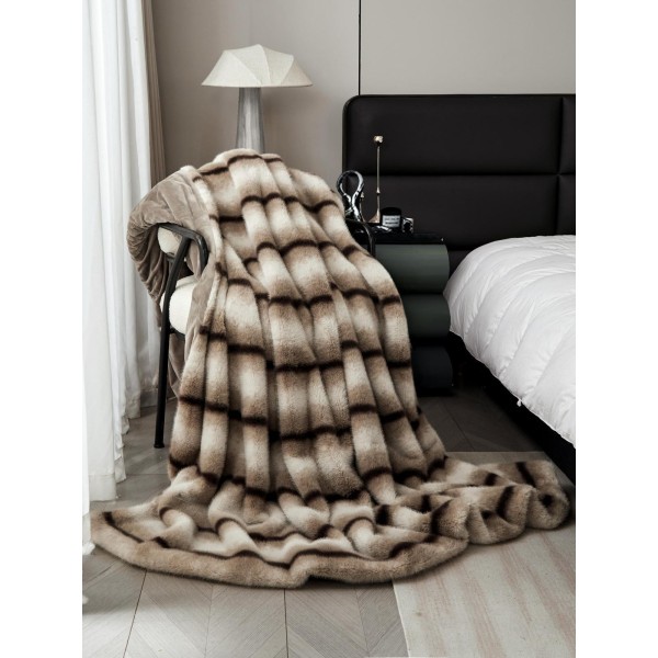 Patura din blana artificiala de Nurca cu fermoar + 2 fete de perna, Bej, PNB-003