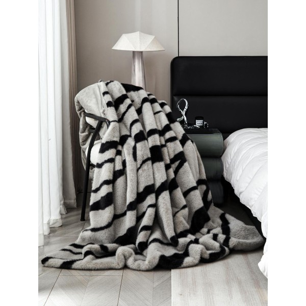 Patura din blana artificiala de Nurca cu fermoar + 2 fete de perna, Gri, PNB-005