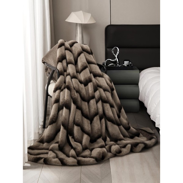 Patura din blana artificiala de Nurca cu fermoar + 2 fete de perna, Bej, PNB-006