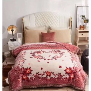Patura Cocolino dubla si pufoasa perfecta pentru sezonul rece 200 x 230 cm, Somon-Multicolor, flori, PCM-037