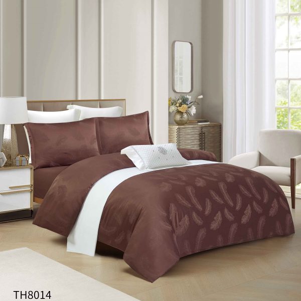 Lenjerie pat dublu Jacquard 4 piese cu cearșaf cu elastic – model elegant, Maro, LDJ-036