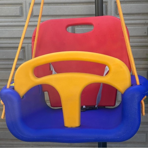 Leagăn muzical pentru copii cu spătar, centură și bară de siguranță – model colorat din plastic,  JCC-017