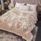 Pătură Cocolino cu blăniță 200x230 cm – Model Fluturi Bej, Moale și Călduroasă, PBC-039