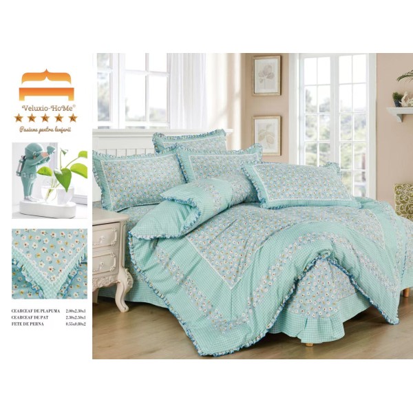 Lenjerie de pat finet 4 piese pat dublu cu volănașe – model floral bleu cu margine carouri, LVF-020