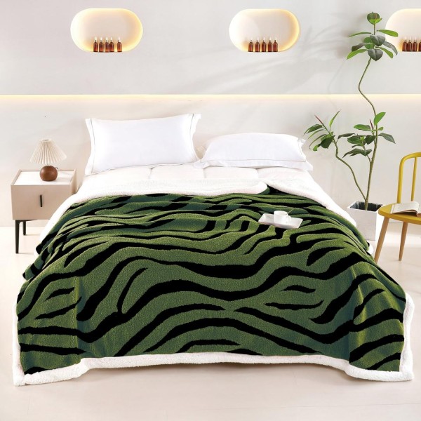 Pătură cu blăniță model zebra verde 200x230 cm Moale și Călduroasă, PBC-068