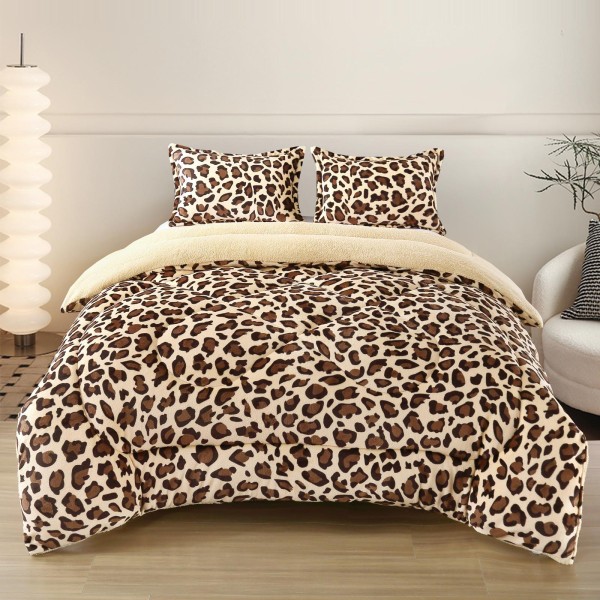 Pilota Cocolino cu Blăniță 200x230 cm + 2 Fețe de Pernă – Imprimeu Leopard Maro, PDC-010