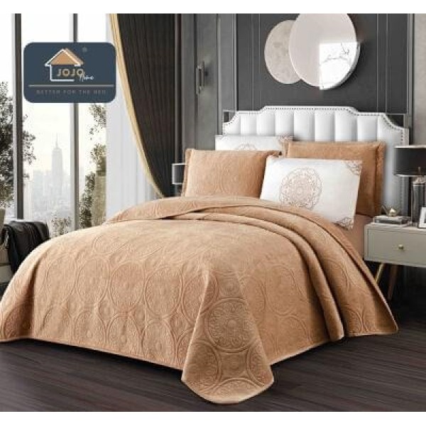 Set Cuvertură Catifea 5 Piese pentru Pat Dublu – Model Bej Auriu Elegant, Matlasată, CJM-004