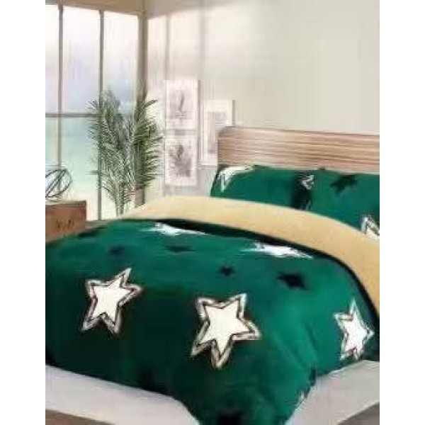 Set Lenjerie Cocolino 4 piese cu blăniță și cearșaf cu elastic – model verde cu stele, LEC-005