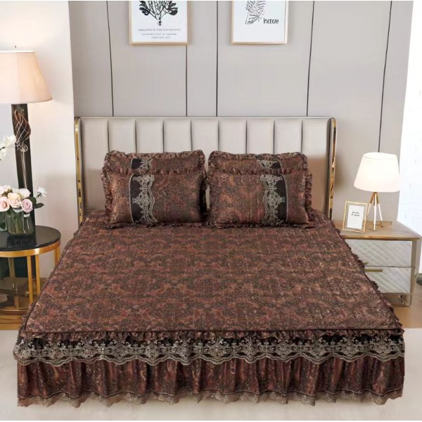 Cuvertură Pat Dublu din Catifea cu Dantelă 3 Piese – 230x250 cm + 2 Fețe de Pernă, Model Maro, CCB-002