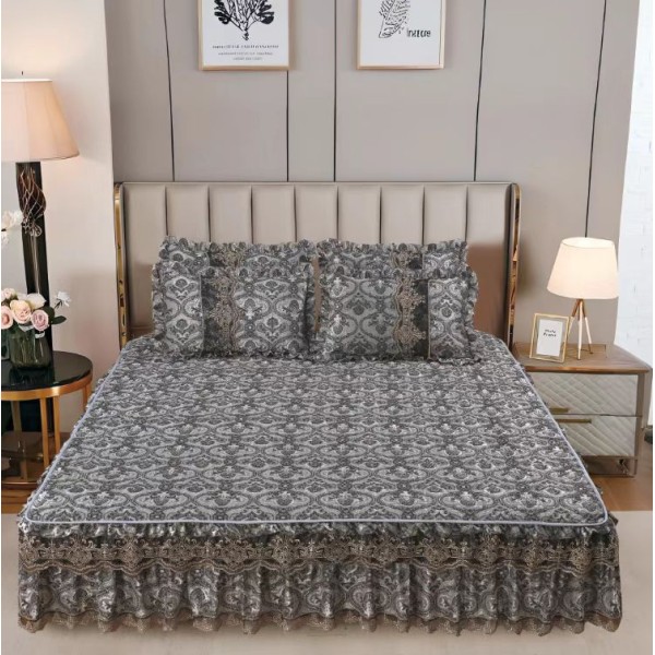 Cuvertură Pat Dublu din Catifea cu Dantelă 3 Piese – 230x250 cm + 2 Fețe de Pernă, Model Gri, CCB-003