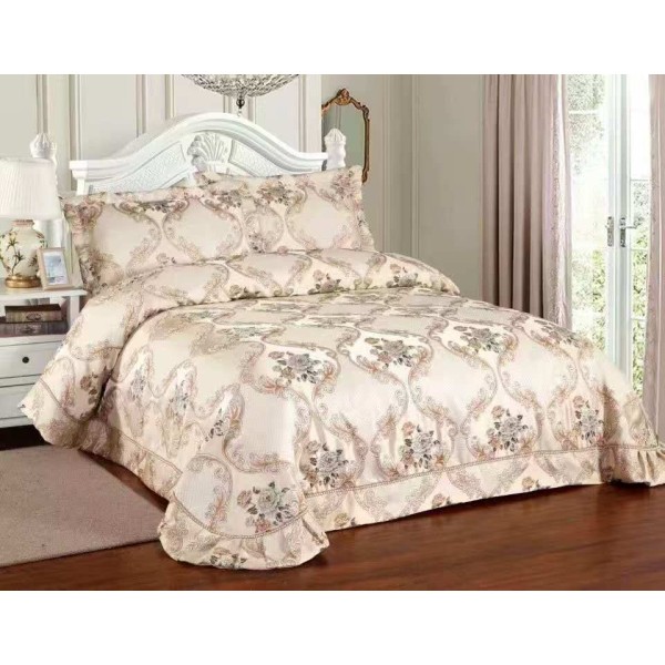 Cuvertură Pat Dublu 3 Piese din Catifea Matlasată – 250x250 cm + 2 Fețe de Pernă 60x80 cm, Model Floral Bej, CMM-008