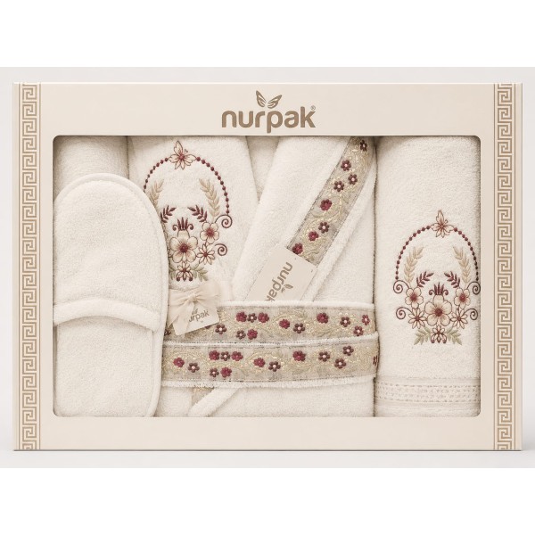 Set Cadou Baie 7 Piese – Halat de Baie și Prosoape din Bumbac 100% Crem cu Broderie Florală, HBC-024 Set Cadou Baie 7 Piese – Halat de Baie și Prosoape din Bumbac 100% Crem cu Broderie Florală, HBC-024