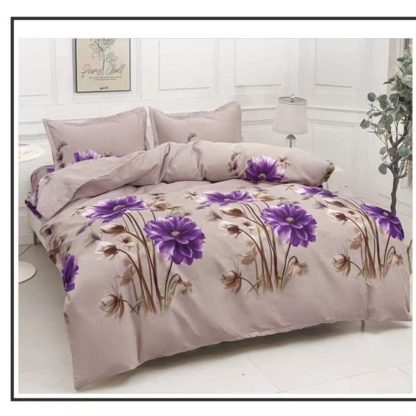 Set Pilotă Matlasată 185x230 cm + Cearșaf cu Elastic 180x200 cm + 2 Fețe de Pernă 50x70 cm – Flori Mov, PPL-031