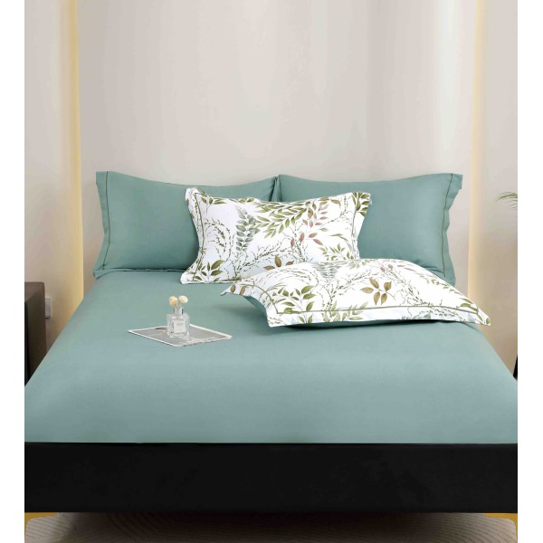Lenjerie de Pat Dublu LUX 6 Piese din Finet cu Cearșaf cu Elastic – Model Floral Elegant, LPL-030 Lenjerie de Pat Dublu LUX 6 Piese din Finet cu Cearșaf cu Elastic – Model Floral Elegant, LPL-030