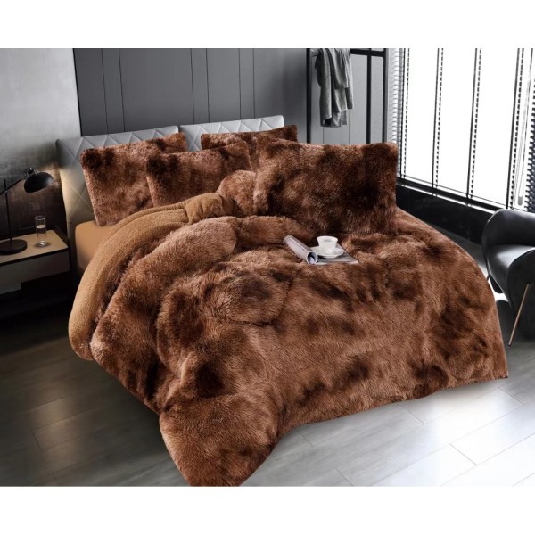 Pilota Fluffy cu Blăniță 200x230 cm + 2 fețe de pernă – Model Maro, PF-029 Pilota Fluffy cu Blăniță 200x230 cm + 2 fețe de pernă – Model Maro, PF-029