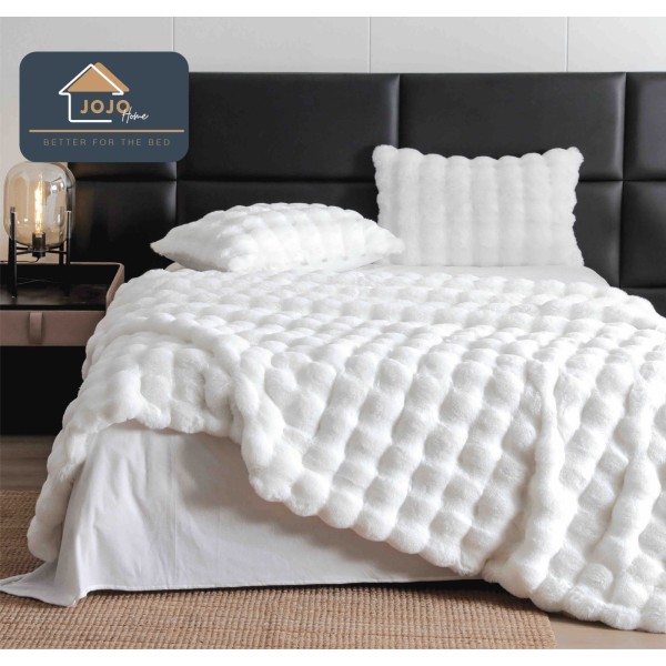 Lenjerie de Pat Luxury Extra Pufoasă din Blăniță Artificială Tip Iepure, 6 Piese – Alb, LCE-030 Lenjerie de Pat Luxury Extra Pufoasă din Blăniță Artificială Tip Iepure, 6 Piese – Alb, LCE-030