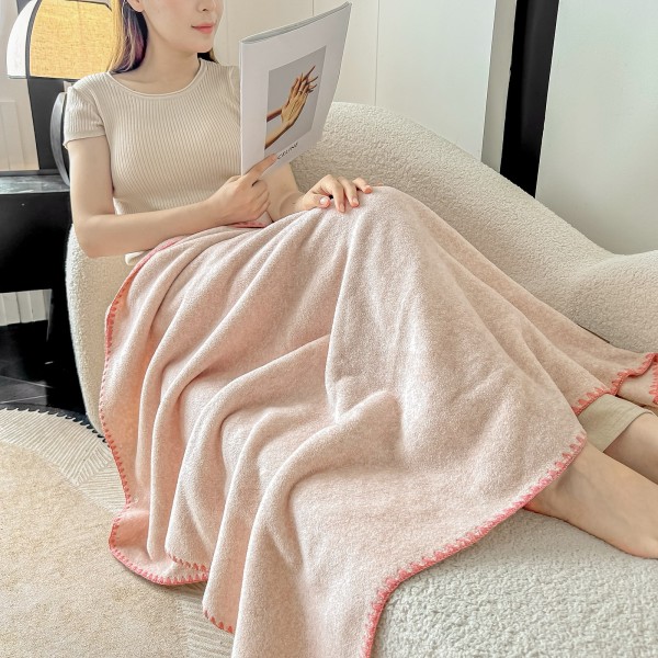 Șal Multifuncțional Jojo Home din Cașmir Artificial 100x140 cm cu Capse – Șal și Pătură 2 în 1, Roz Pudrat, PJC-010