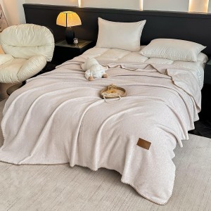 Pătură Jojo Home din Cașmir Artificial 200x230 cm – Moale, Pufoasă și Călduroasă, Crem-Bej, PJC-012