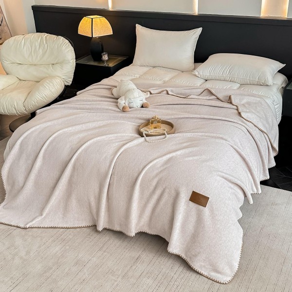 Pătură Jojo Home din Cașmir Artificial 200x230 cm – Moale, Pufoasă și Călduroasă, Crem-Bej, PJC-012 Pătură Jojo Home din Cașmir Artificial 200x230 cm – Moale, Pufoasă și Călduroasă, Crem-Bej, PJC-012