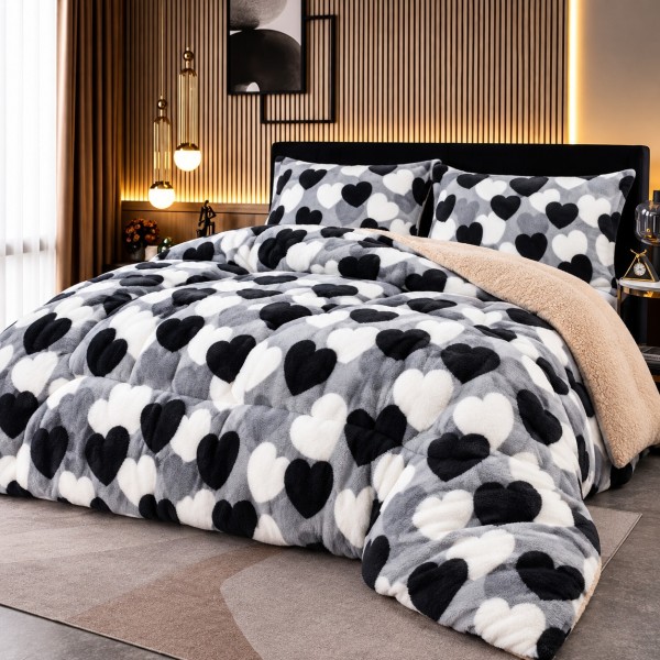 Pilotă Cocolino cu Blană 200x230 cm + 2 Fețe de Pernă – Model Inimi Alb-Negru pe Fundal Gri, PDC-048