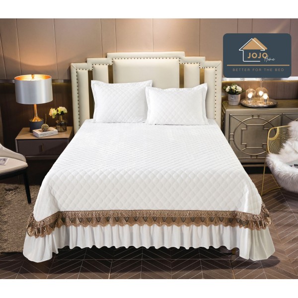 Cuvertura pat dublu, 3 piese, Catifea Matlasata cu Broderie Aurie, 250x270cm, Alb , CCB-020