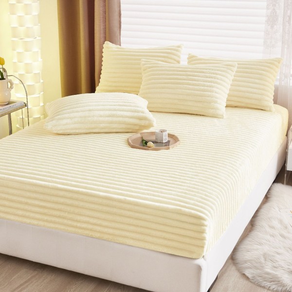 Cearșaf cu Elastic 180x200 din Blăniță de Iepure + 2 Fețe de Pernă – Crem, Model în Dungi, HP-009