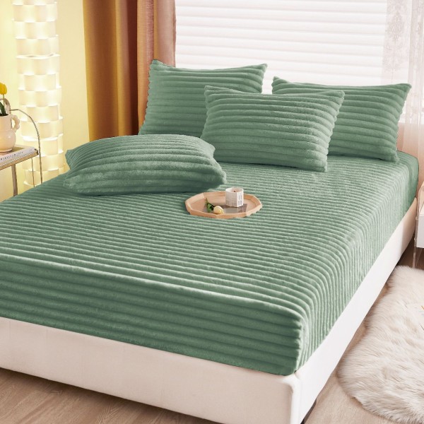 Cearșaf cu Elastic 180x200 din Blăniță de Iepure + 2 Fețe de Pernă – Verde, Model în Dungi, HP-002