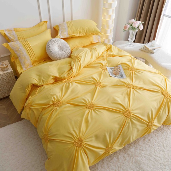 Lenjerie pat dublu finet 6 piese cu pliuri, inimioare și broderie-galben, LIB-017