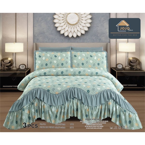 Cuvertura Lux Matlasata cu Volan, Pat 2 Persoane, 3 Piese, Finet, Vernil-Multicolor, pete, CML-002 Cuvertura Lux Matlasata cu Volan, Pat 2 Persoane, 3 Piese, Finet, Vernil-Multicolor, pete, CML-002